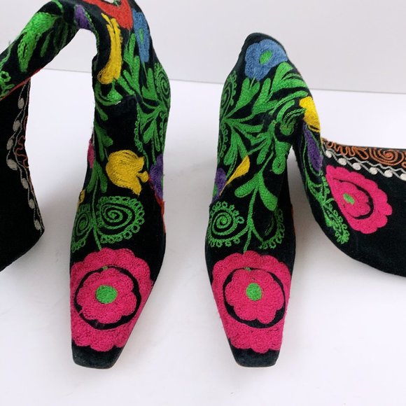 Embroidered Floral Heeled Boots - Picture 2 of 14
